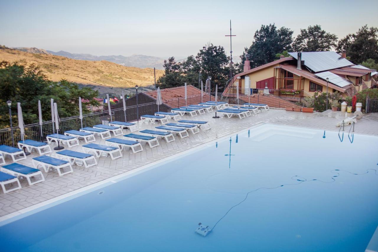 Agri-Hotel Da Marianna Resort & Spa Santa Domenica Vittoria Екстер'єр фото